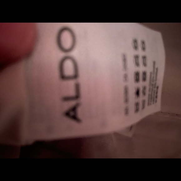 Aldo 2 tone cream and black handbag with shoulder strap. - Picture 9 of 16